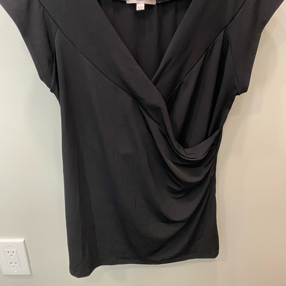 3/$15 Crossover V neck top - Picture 7 of 7